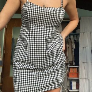 Gingham black and white